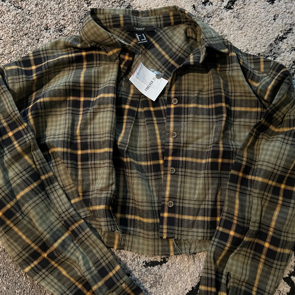 COPY - Cropped flannel